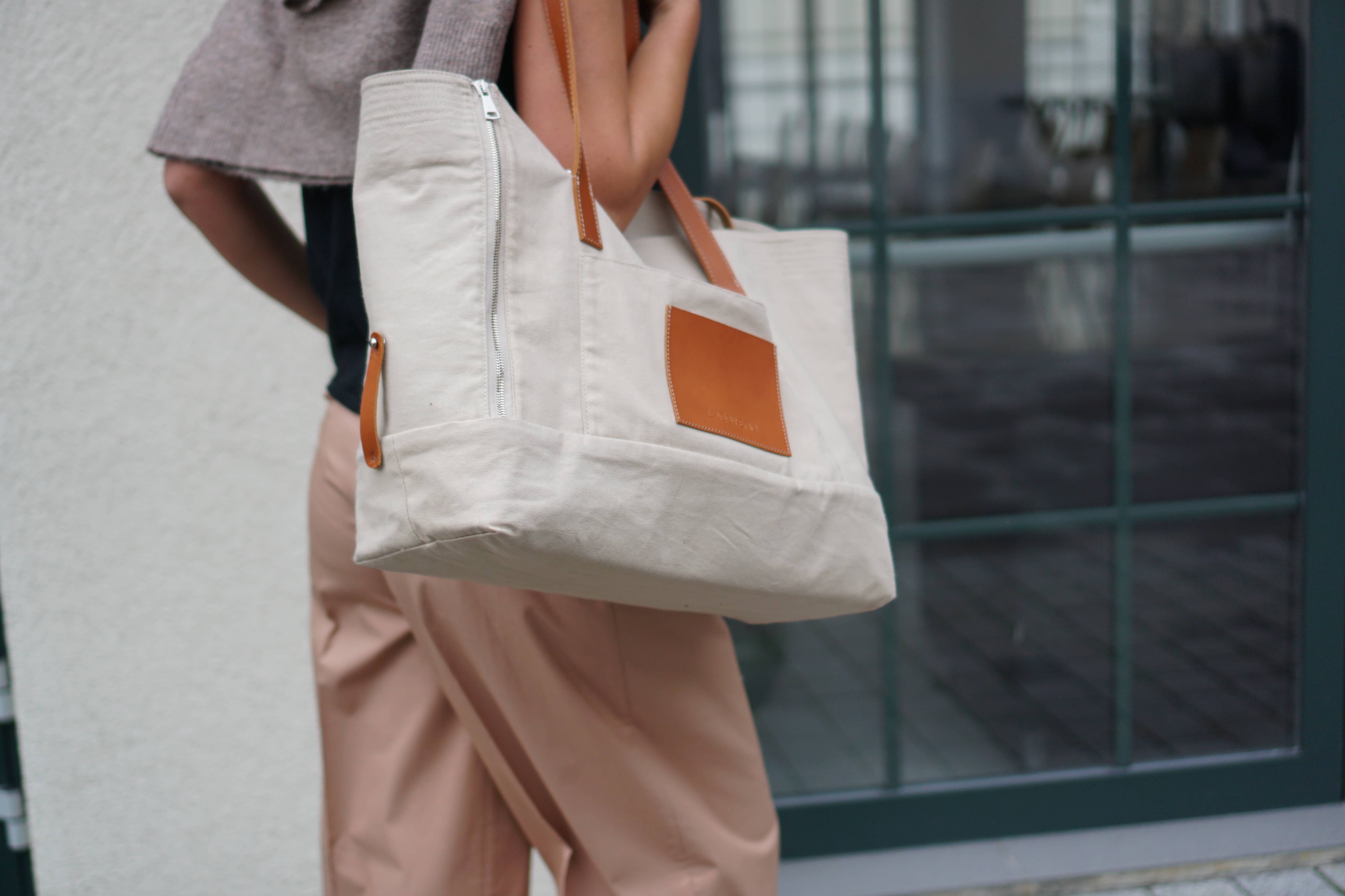 Labbvenn - Wholesale Pet Carrier - Cat/Dog - Liiva Dog Carrier12