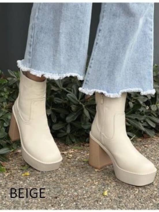 EDGE-02-WW-BEIGE for wholesale by Apparel Hills