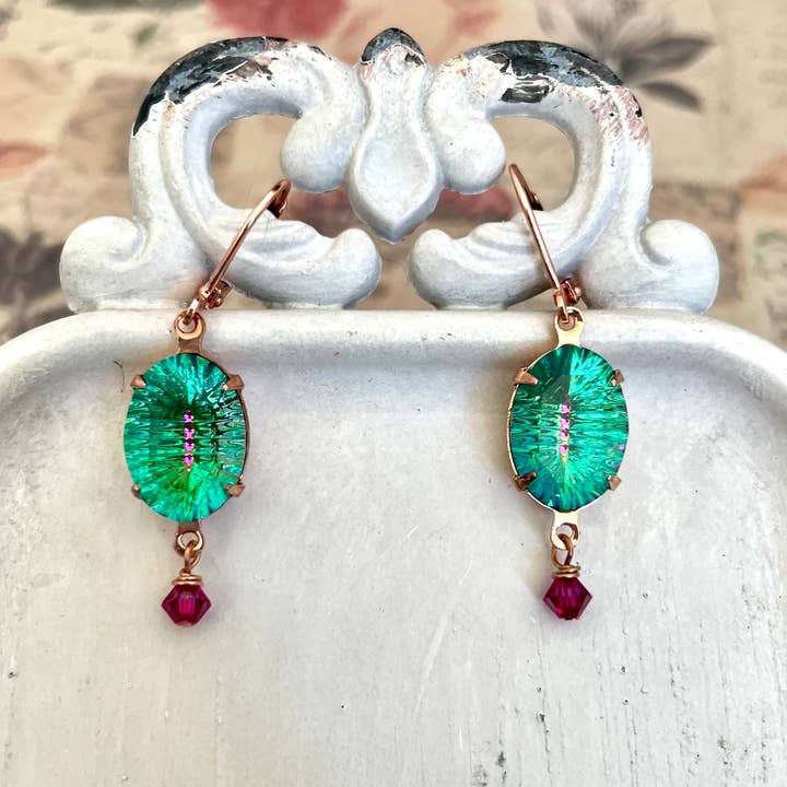 The green antique trunk - Wholesale Dangle Earrings - Tropical oval earrings in pink and green1
