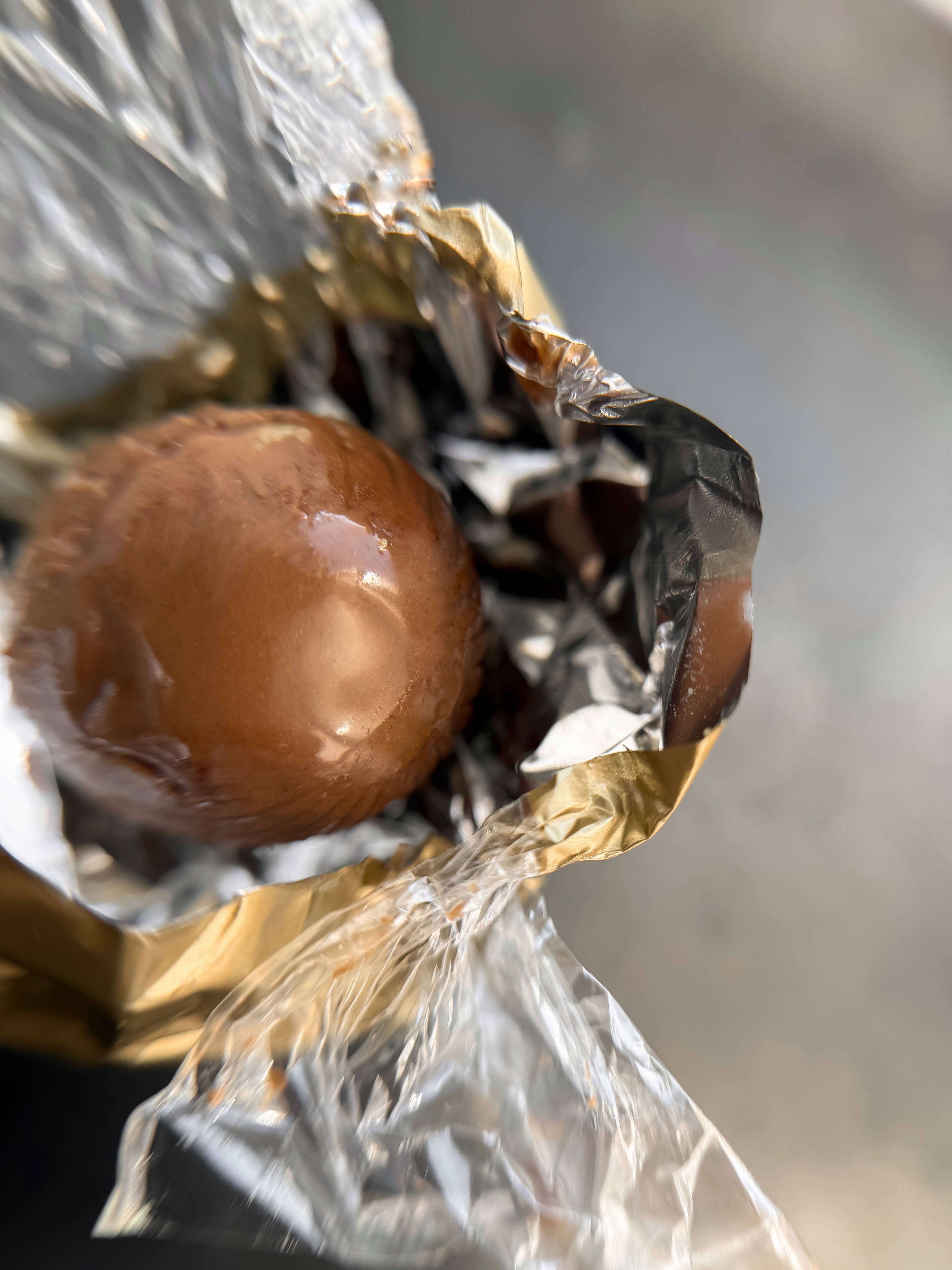 Beemax - Wholesale Chocolate Covered Sweets - Beemax Dubai Chocolate Truffle Gable Box - Christmas 7.05oz3