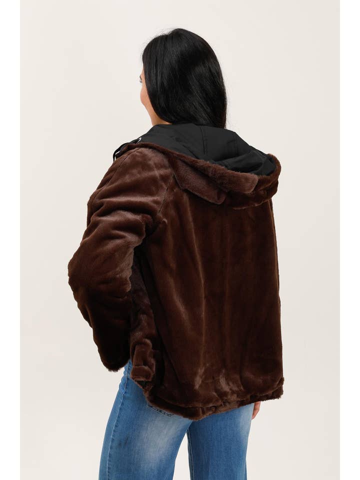 Attrait Paris - Wholesale Parka - Women's - Short hooded parka, reversible fur9