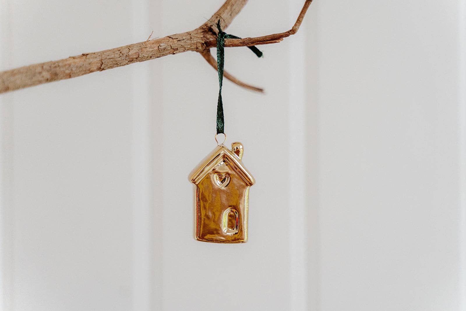 We Love Seasons EU - Wholesale Ornament - Ceramic Gold Christmas Hanging House0