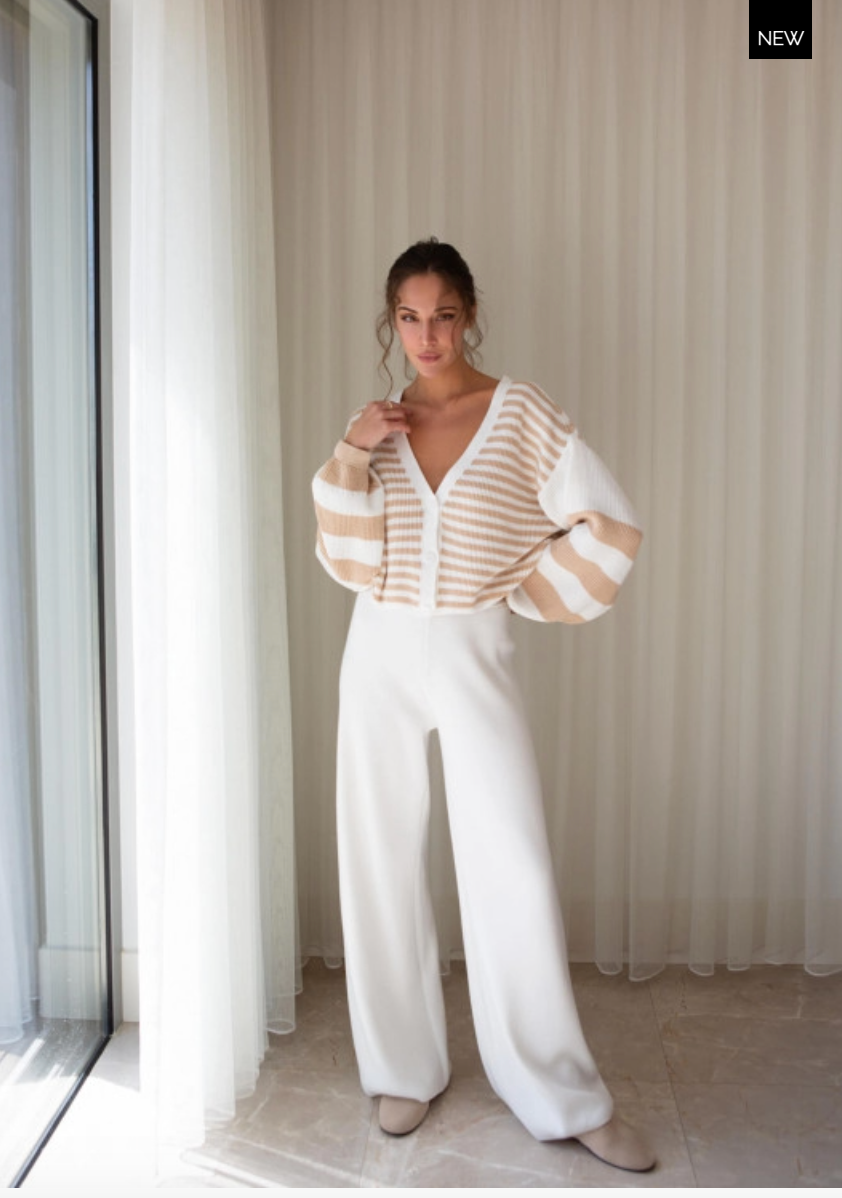 Nenya Fashion Limited - Wholesale Cardigan - Women's - Striped V-Neck Button Front Cardigan9