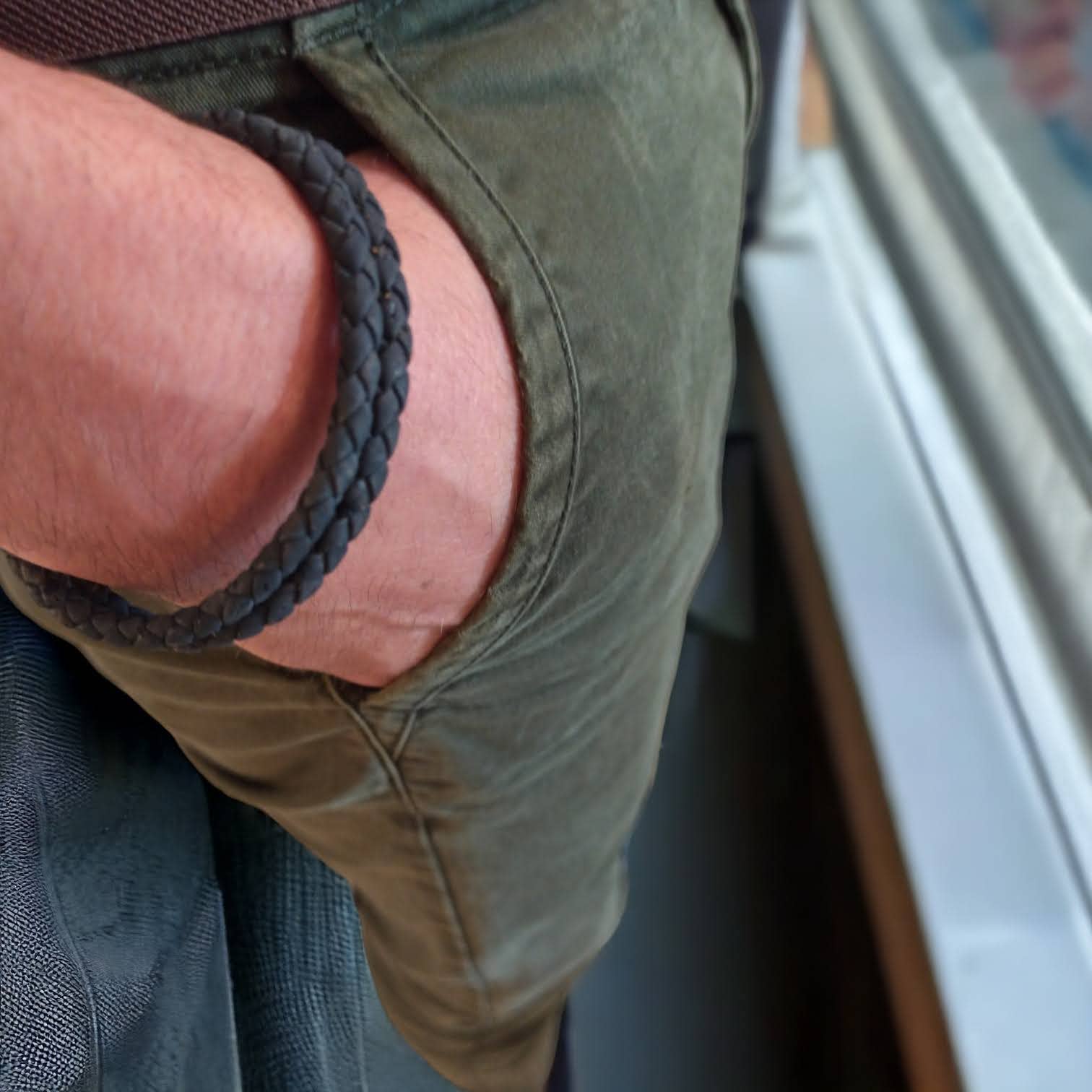 Karmyliege – Pulseira entrelaçada/entrançada por atacado – Pulseira masculina ‘Leo’ de cortiça trançada7