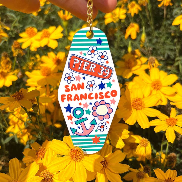 LOLALA - Your California Happiness Market 💛 - Wholesale Keychain - Women's - San Francisco Keychain