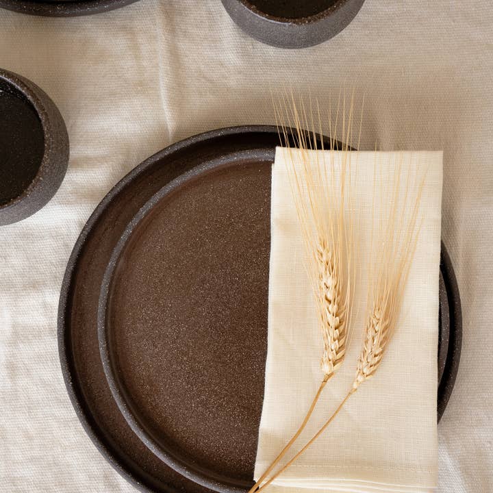 Creating Comfort Lab - Vendita all'ingrosso Piatto - Piatti piani in gres «PUMPERNICKEL»