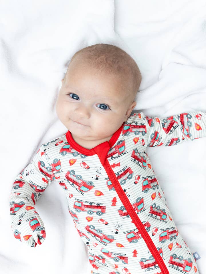 Camion dei Pompieri Footy per la vendita all'ingrosso da parte di Macaron + Me