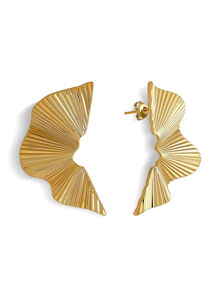 Darcy Ridged Wave oorknopjes voor wholesale door Maudella