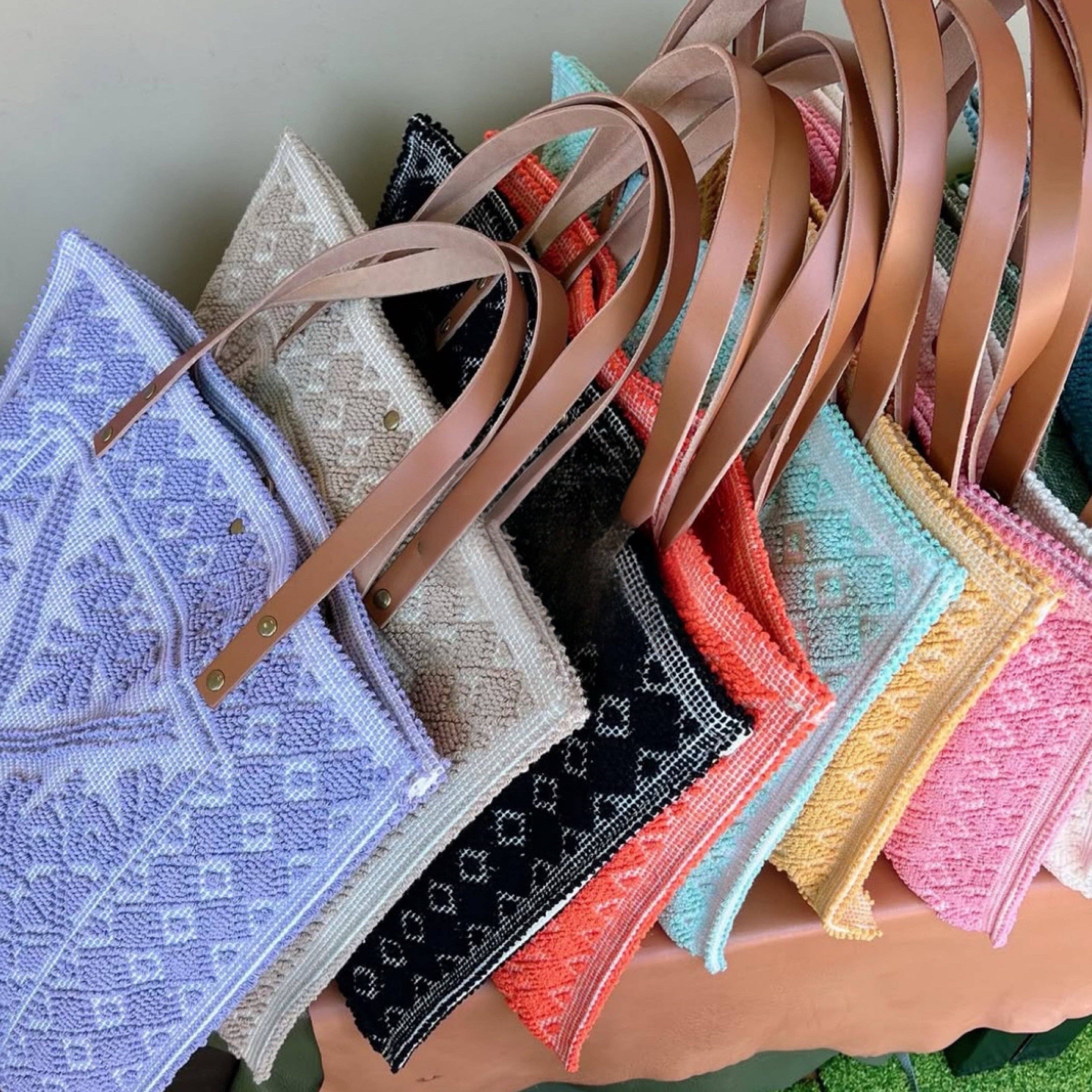 Louisa lee - Wholesale Shoulder Bag - Women's - LARGE TAPESTRY TOTE BAG TRIMMED WITH LEATHER12