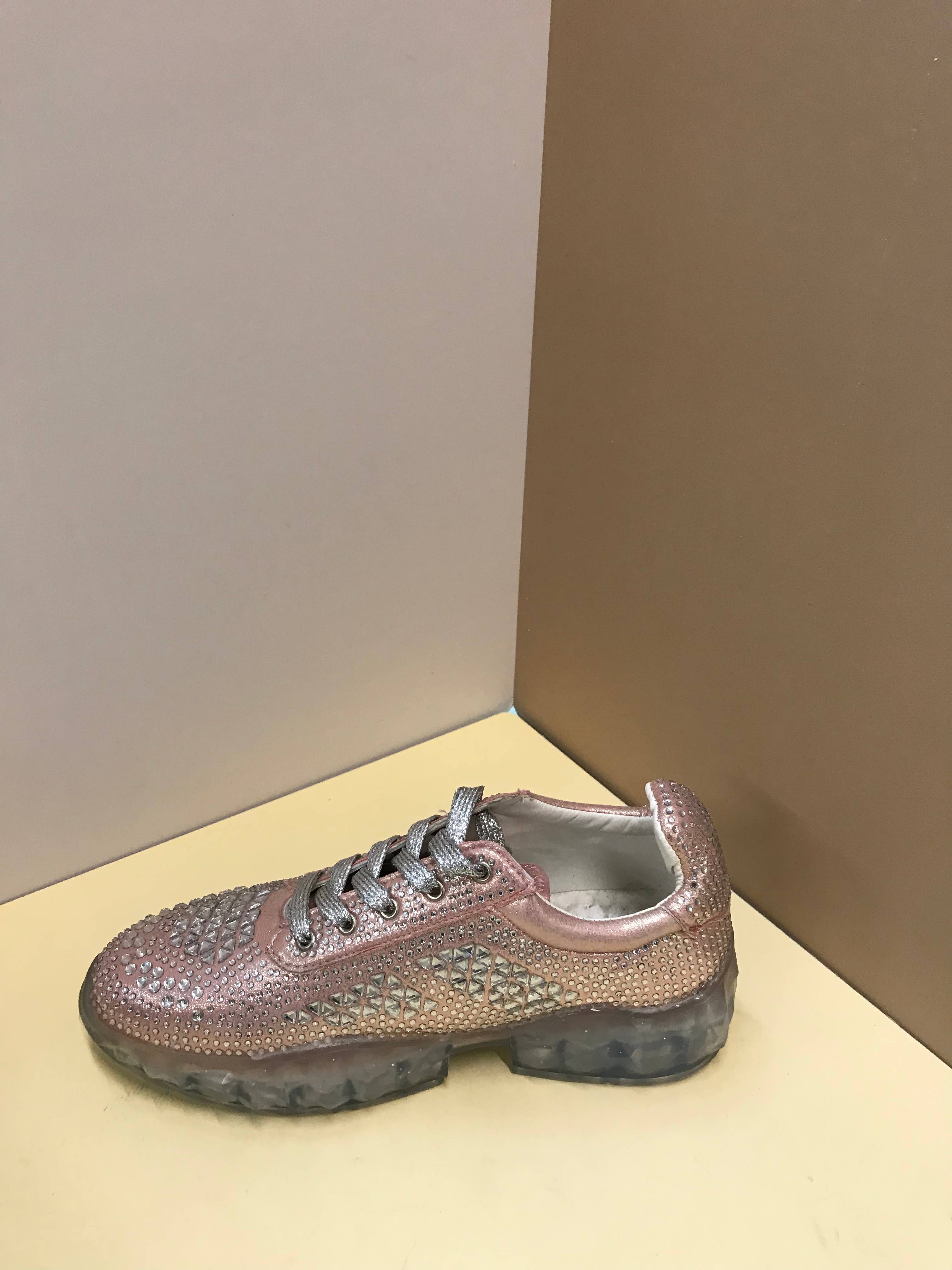 Top Staka – wholesale Lifestyle trainers – Women′s – GM-24 Women lace up trainers with rhinestones6