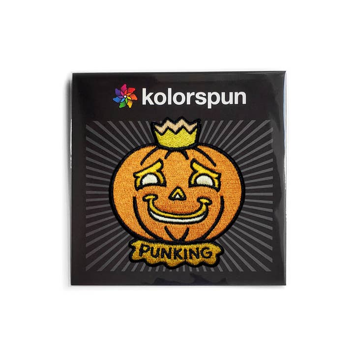 Kolorspun Pins - Vendita all'ingrosso Toppe - Toppa a forma di zucca Pun King, termoadesiva o con gancio e anello2