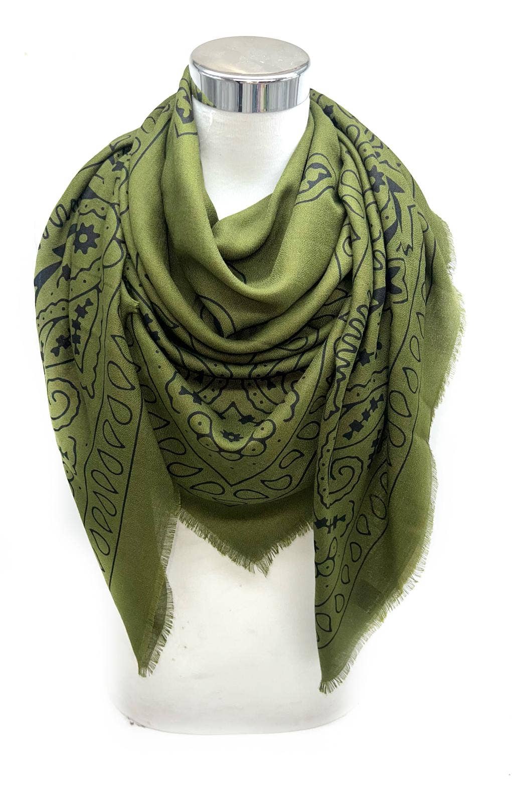 LINETA - Wholesale Scarf - Women's - A-6 Large square scarf with paisley print Fine material10
