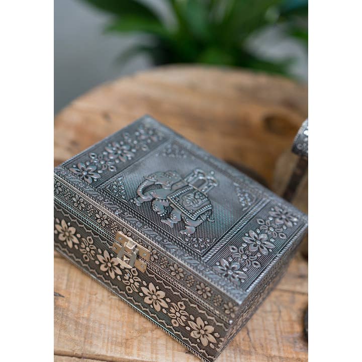 Namaste - Wholesale Jewelry Box/Organizer - Silver Elephant Jewellery Box