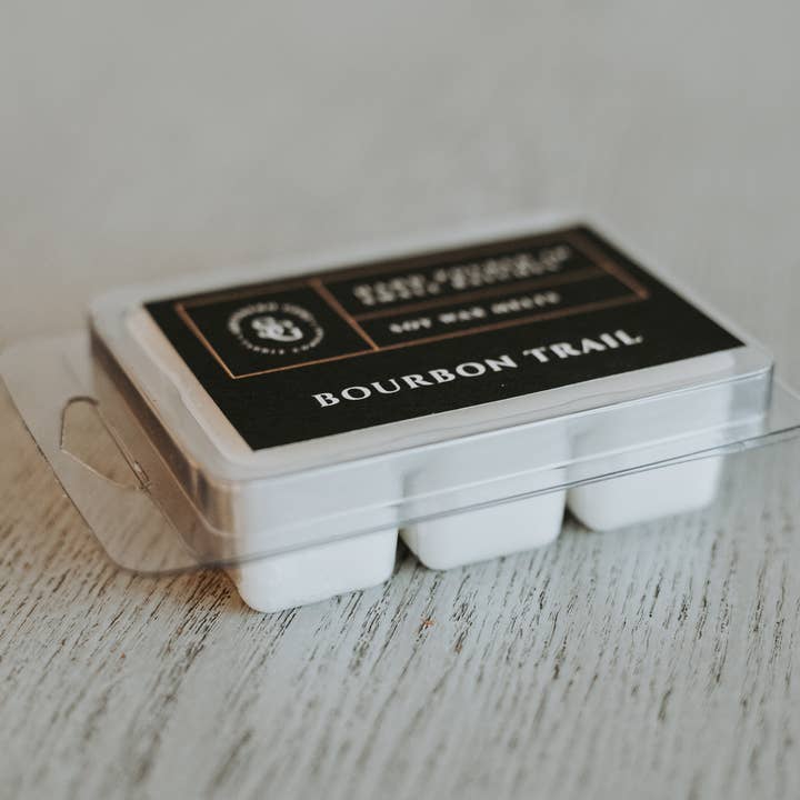 Cire fondue au soya et à la noix de coco « Bourbon Trail » pour la vente par Southern Gent Candles