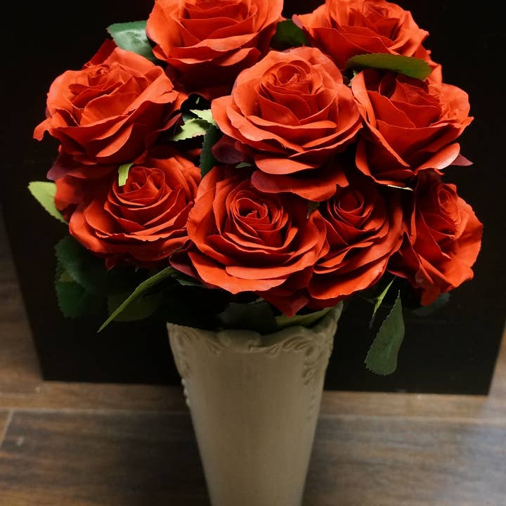 Sweet Home Deco - Wholesale Artificial Flowers - Princess Diana Rose Silk Artificial Flower Bunch, 10 Heads
