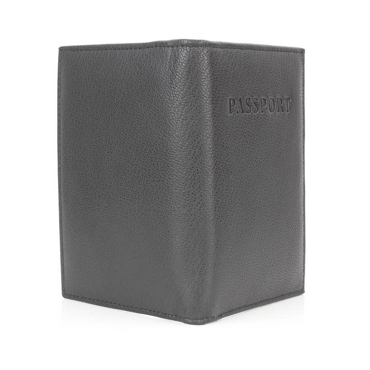 Leather Impressions Inc - Wholesale Passport Case - Unisex - Leather Passport Holder with Card Slots RB LW 21 10056