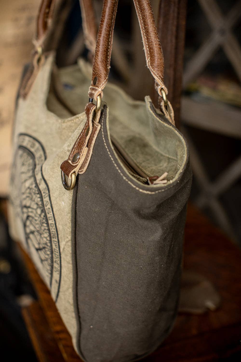 TAKENYA - Wholesale Tote Bag - Women's - Masterpiece Recycled Canvas Handbag4