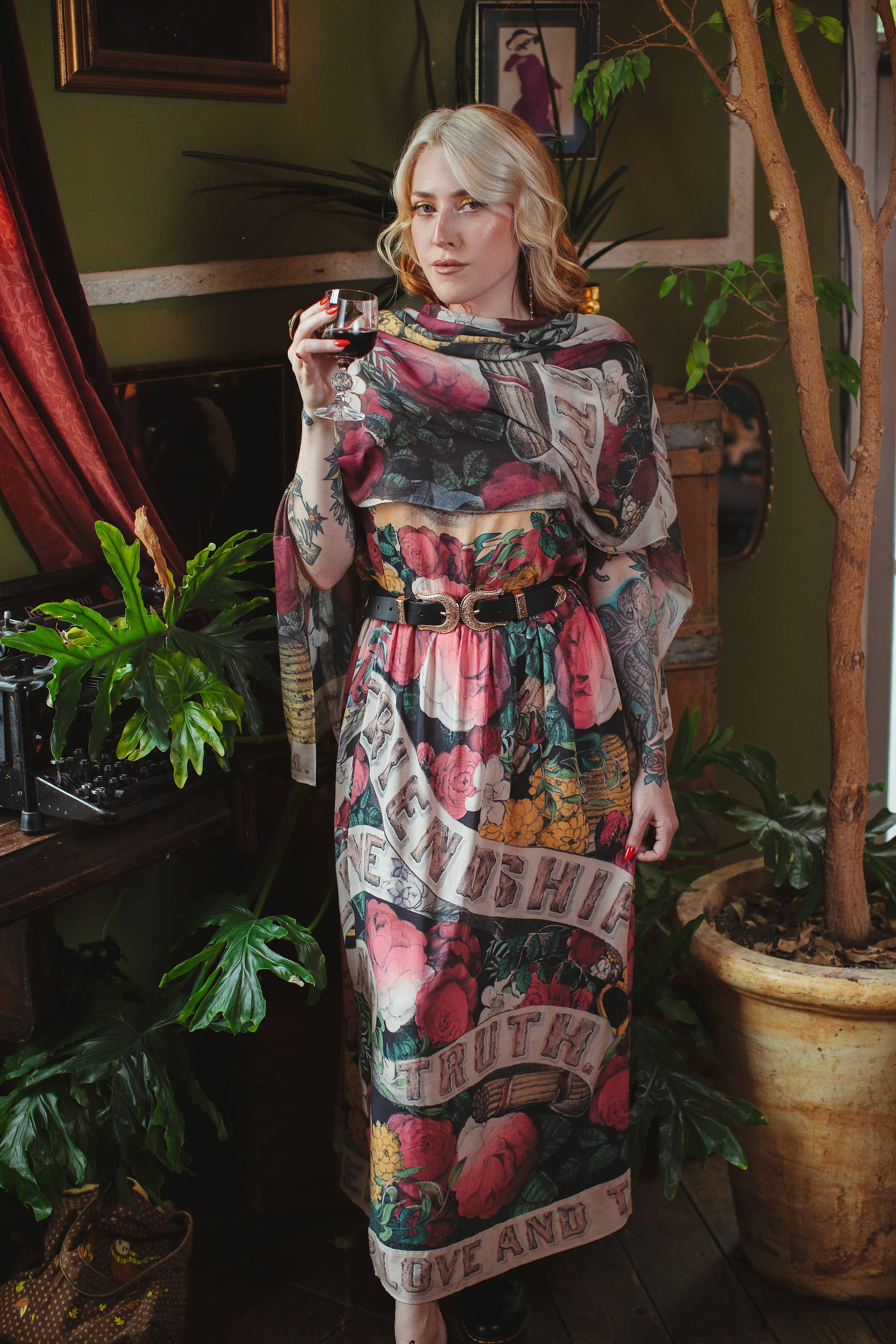 Market of Stars (USA) - Wholesale Scarf - Women's - Friendship Love & Truth Bohemian Scarf4