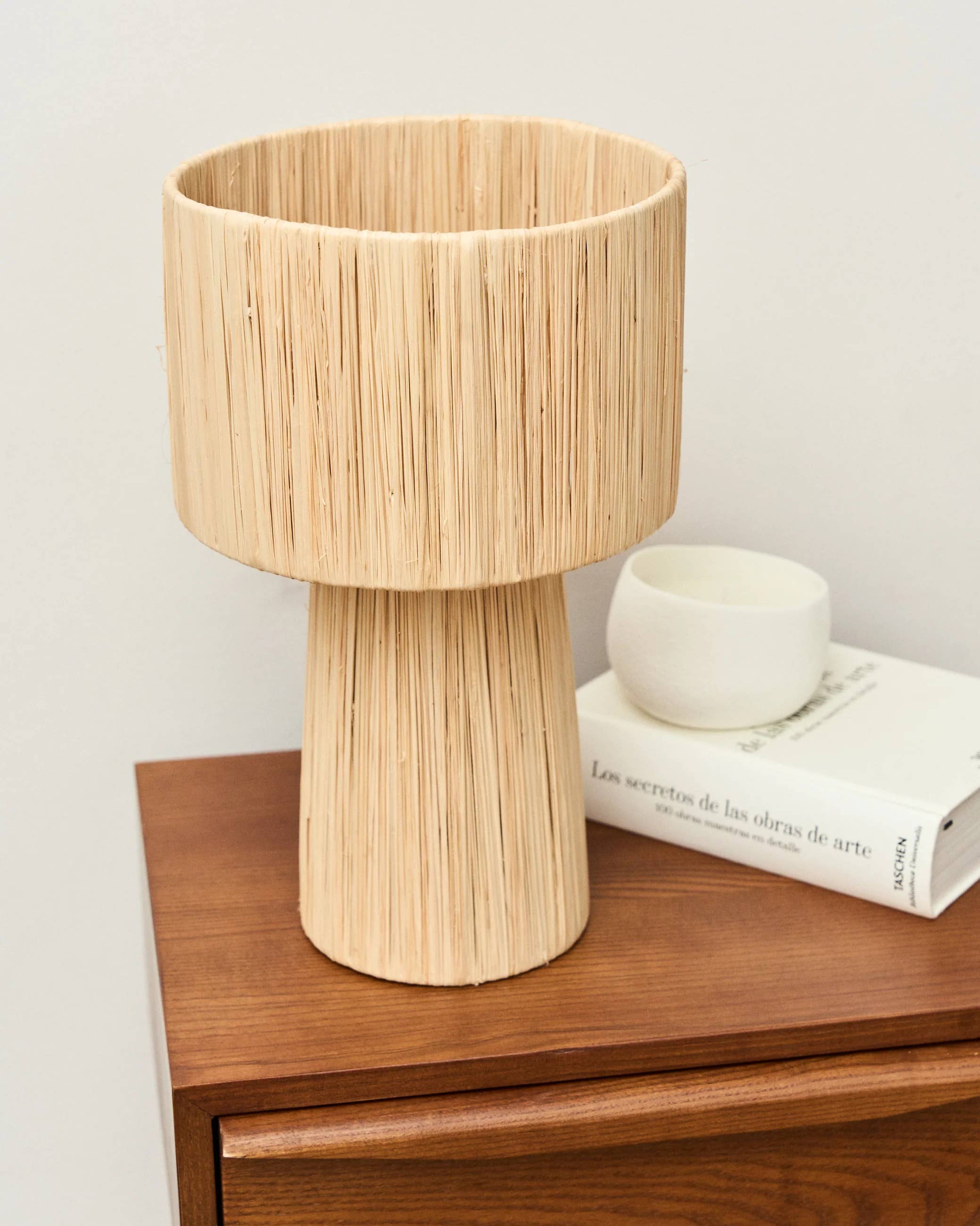 High crafty - Wholesale Accent/Desk Lamp - Sahara Gold Classic – Handmade Moroccan Raffia Lamp  Natural1