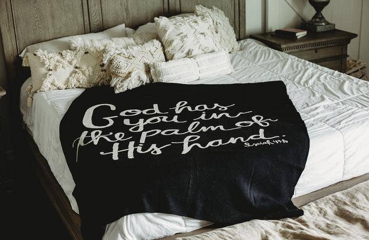 Modern Burlap - Vente Plaids - Fabriqué aux États-Unis | Couverture God Has You0