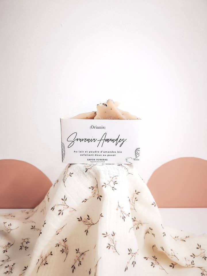 Almond Keepsake for wholesale by Savonnerie Orianis