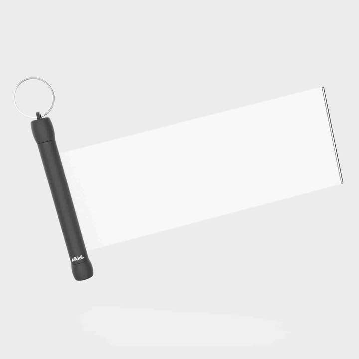 Pikkii – wholesale Keychain – Unisex – Secret Message Scroll Keyring | Personalized Gift1