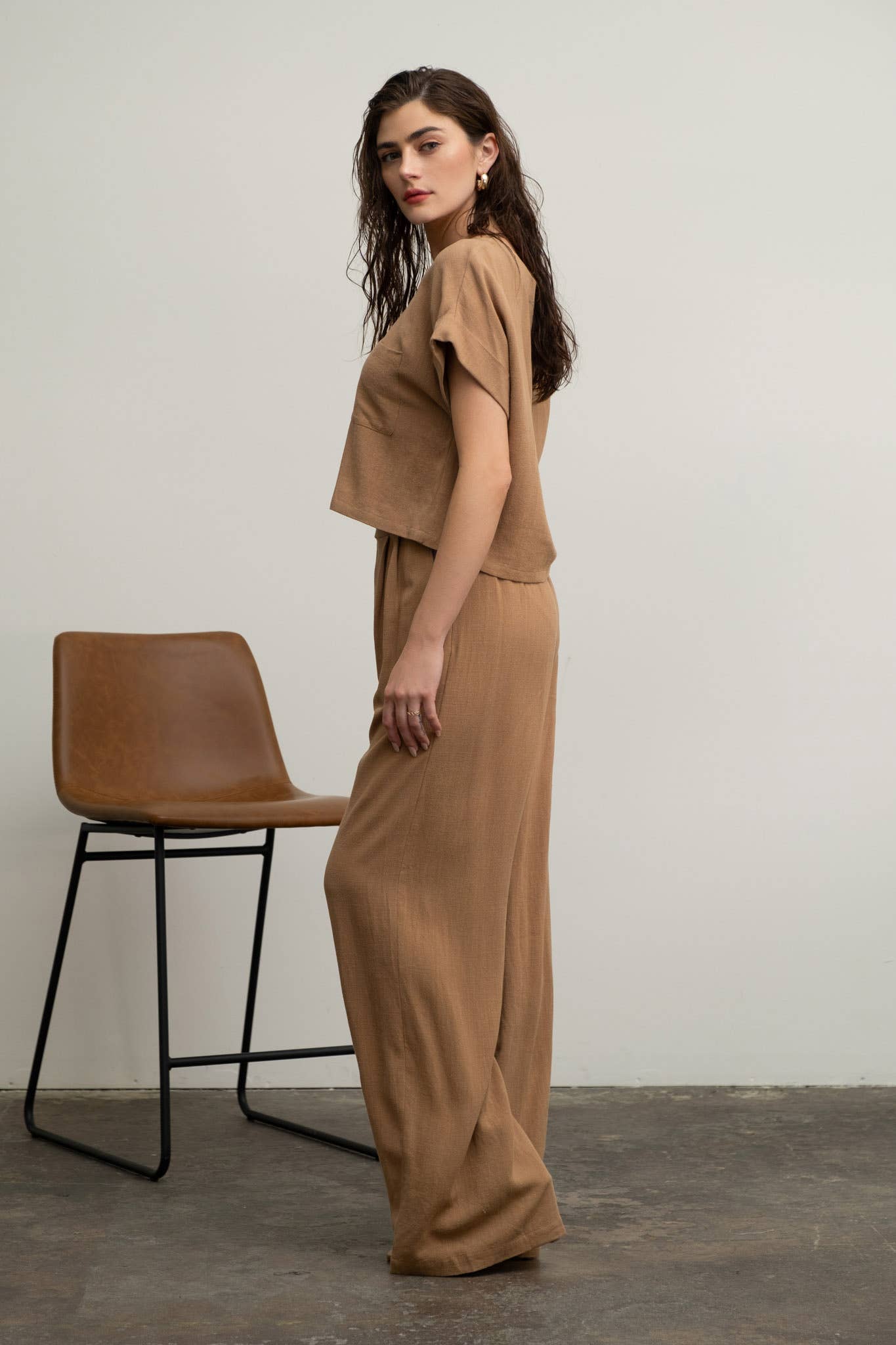 Blu Pepper - Vendita all'ingrosso Pantalone - Donna - Pantaloni a gamba ampia plissettati in lino con vita alta6