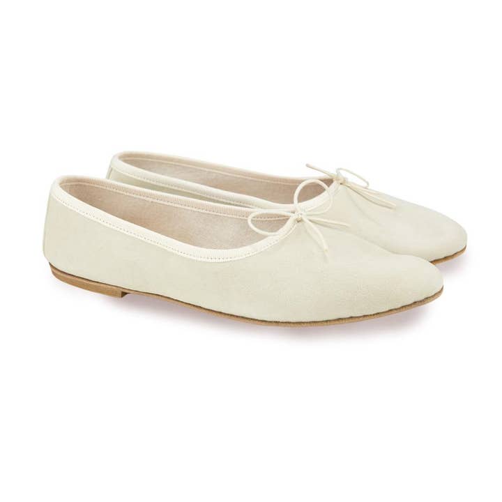 Bailarina OLGA de cuello alto en gamuza marfil para venta al por mayor de Spelta Milano