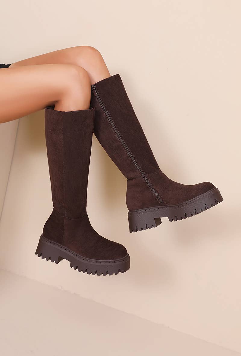 Joia Paris - Wholesale Boots - Women's - High boots with lug sole WZ-735