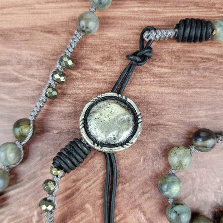 ZINC Designs - Wholesale Pendant/Charm Necklace - Labradorite Angel Wing Necklace