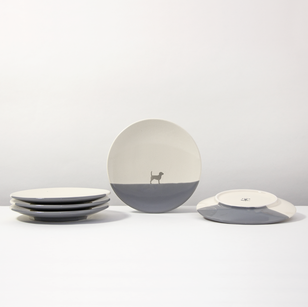 ALMA & GUSTL – Großhandel Essteller – Teller 20 Beagle Dusty1