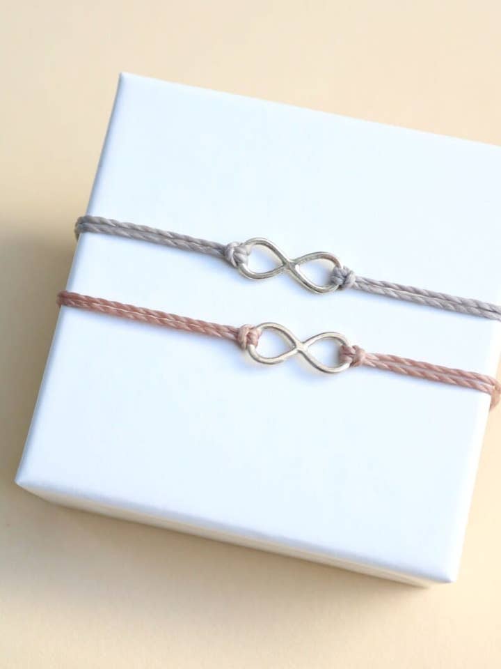 Infinity silver bracelet for wholesale by Positiva Jewelry