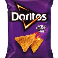 Doritos Spicy Sweet Chili 24 unités 2,5 onces boîte scellée pour la vente par Long Island Candy Factory