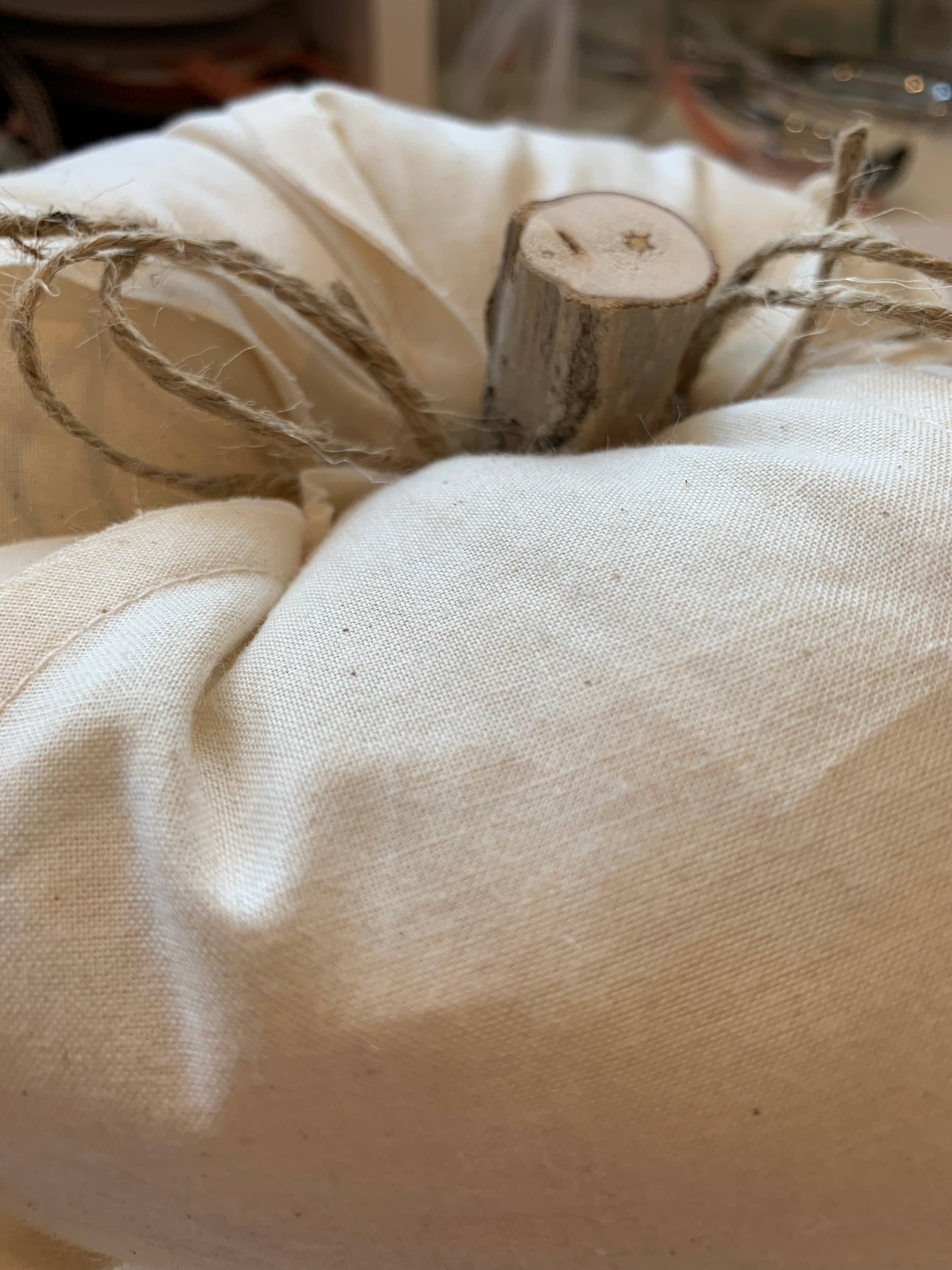 Kate + Em - Wholesale Decorative Tabletop Object - 3 Pc. Natural Cotton Fabric Pumpkin Set1