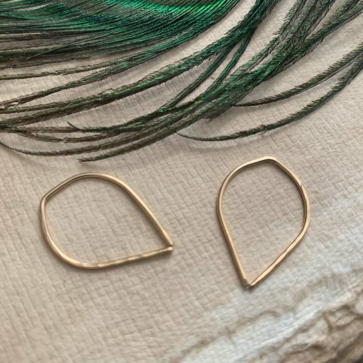 Rachel Renee Jewelry - Wholesale Hoop Earrings - STEVIE Dainty Dewdrop Threader