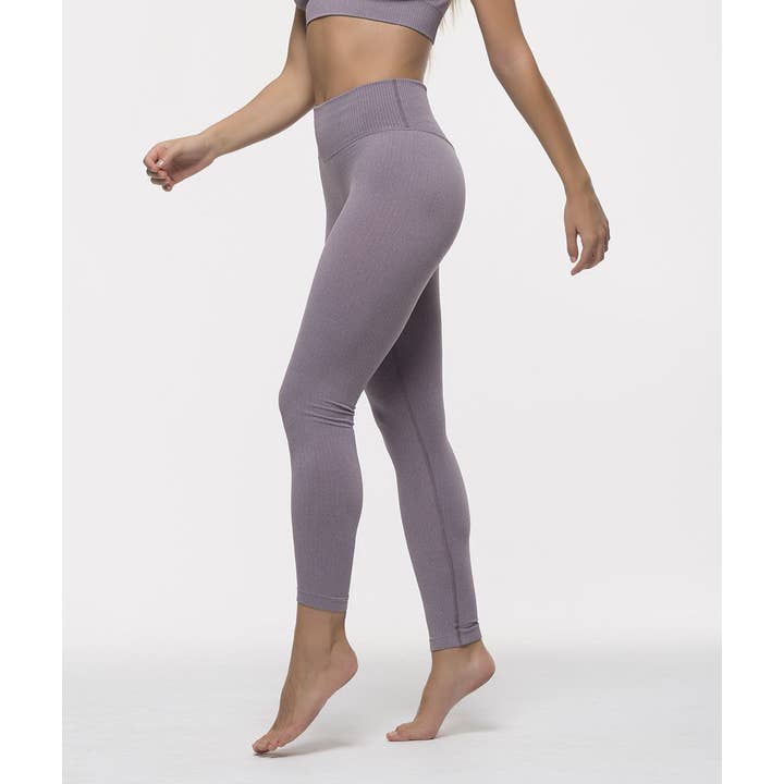 3D Terra Compression Sports Legging and other Purchase Wholesale leggins df. Free Returns & Net 60 Terms on Faire trending on Faire.