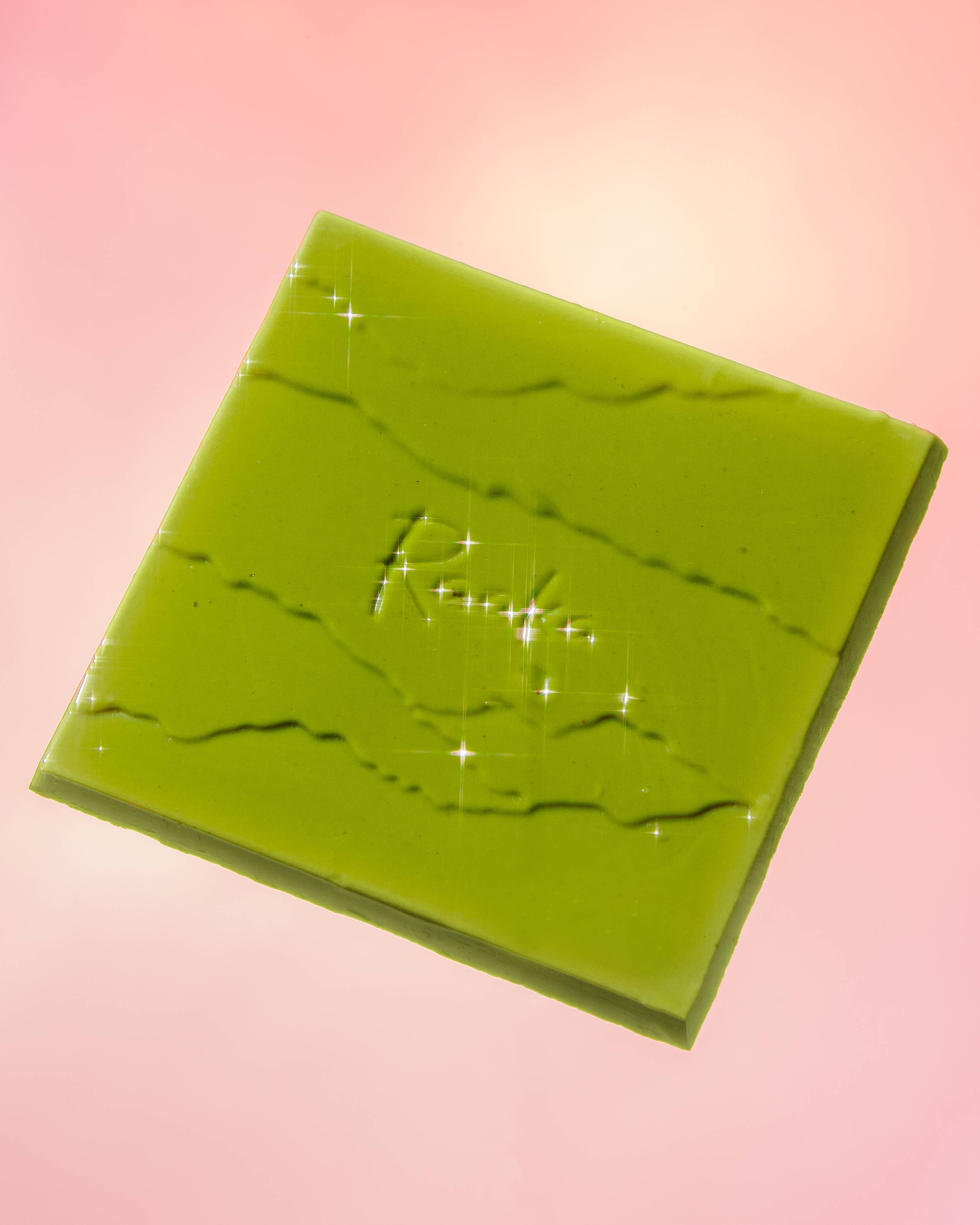 Raaka Chocolate - Wholesale Chocolate Bar - Matcha Dipped Waffle Cone White Chocolate Bar5