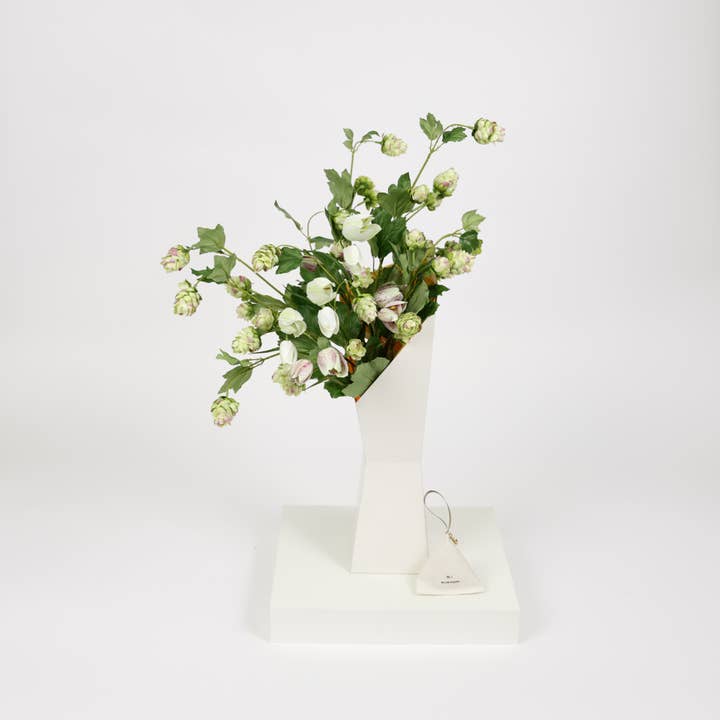 Nodito - Wholesale Artificial Flowers - Pinkish Green - Fritillaria Pink & Hop2