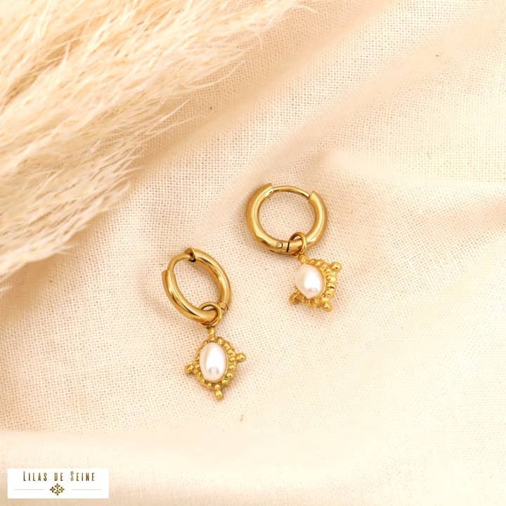 Lilas de Seine - Wholesale Huggie Earrings - Mini pendant hoops rococo steel oval cabochon 0324018