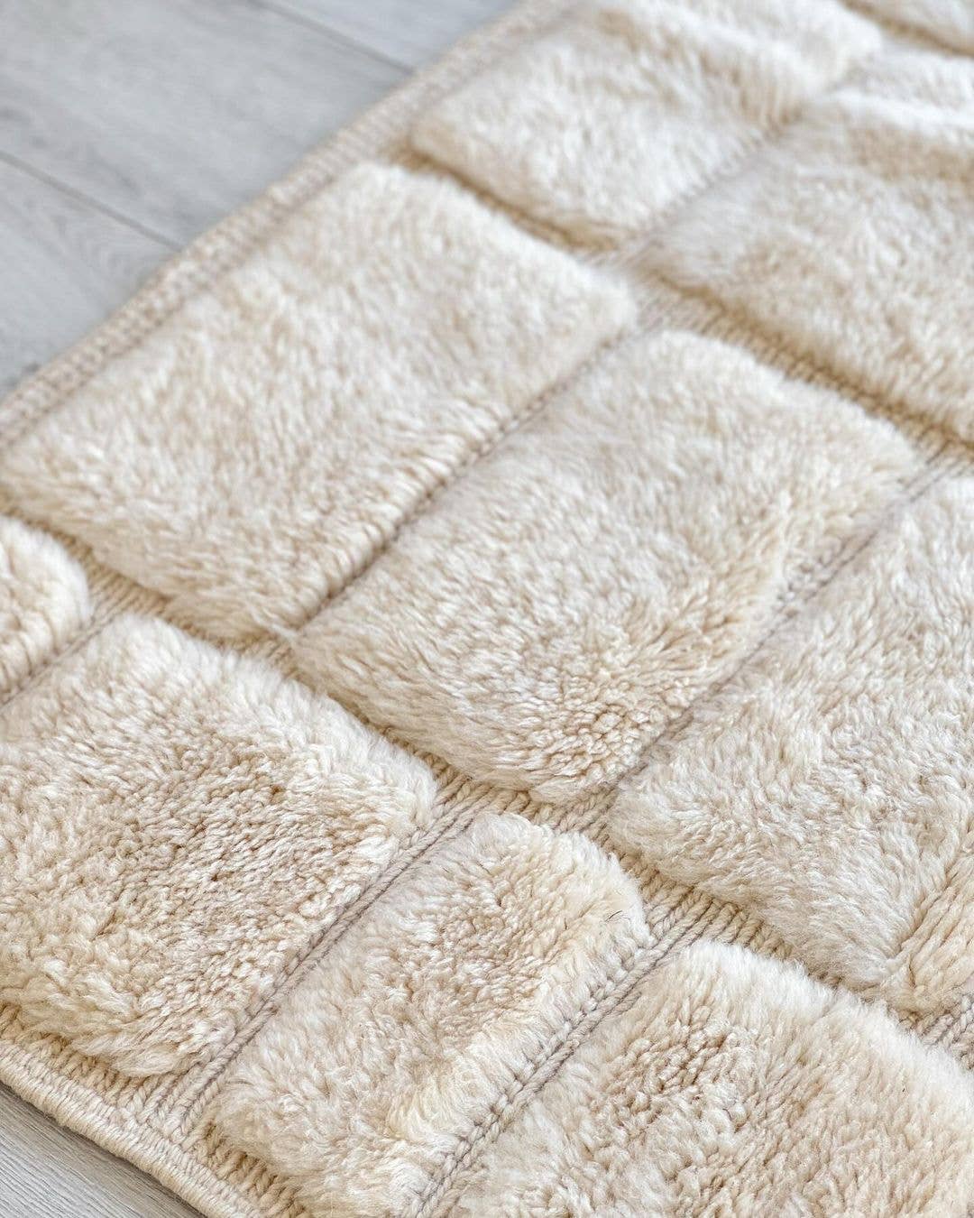 BerberNest - Wholesale Area Rug - White Hand tufted Moroccan Rug, Shag rug, 9x12 area rug2