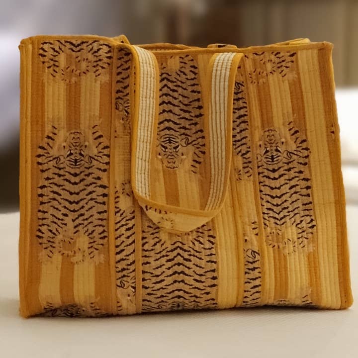 Gul tiger quiltad bomullsväska för hand för wholesale av Ayras World