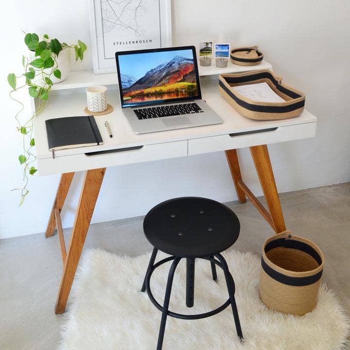 Ensemble de bureau à domicile - Jute et charbon pour la vente par Mia Mélange