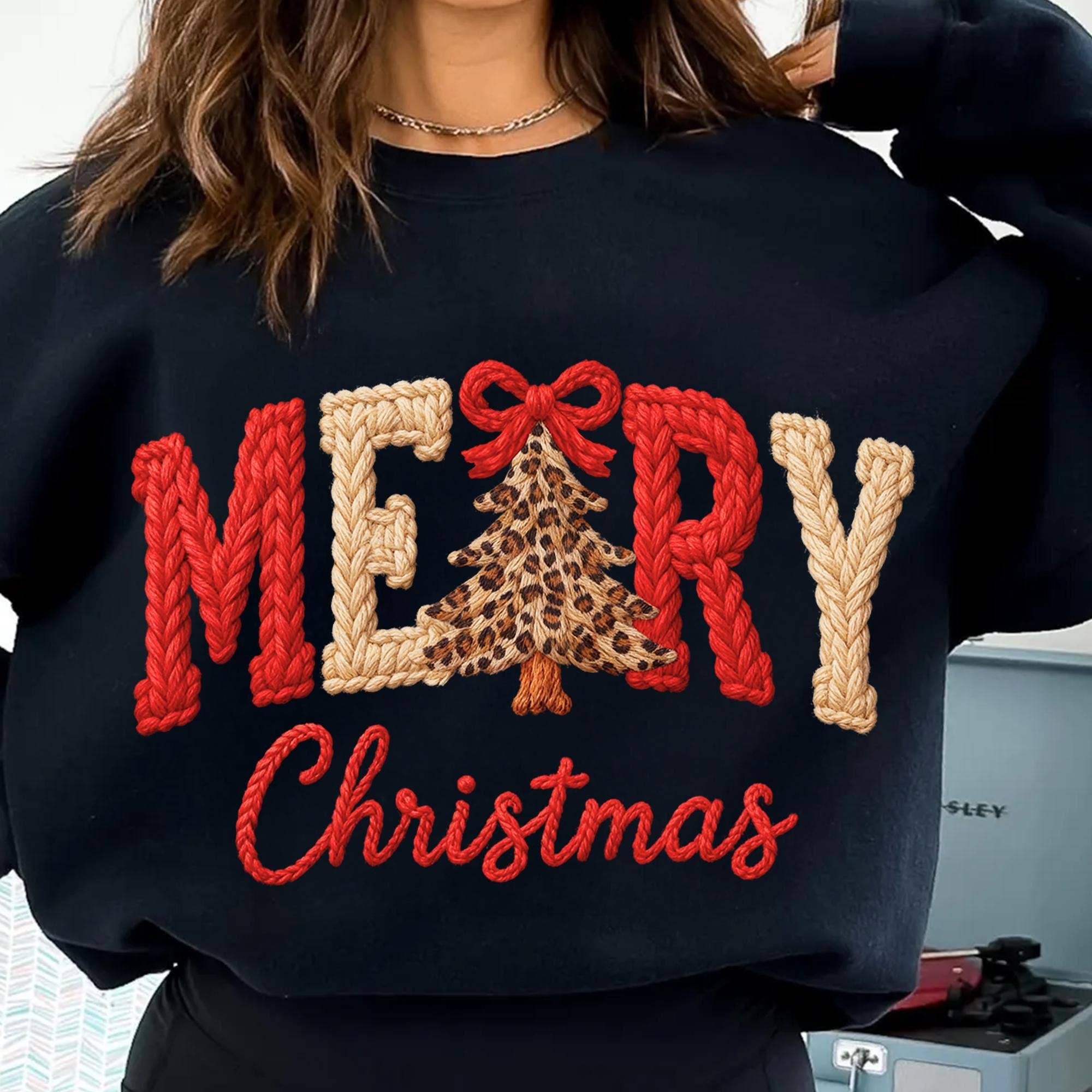 DLT Ecommerce - Vendita all'ingrosso Maglietta stampata - Donna - Maglia di Natale con filato finto, maglione con albero di Natale in filato5