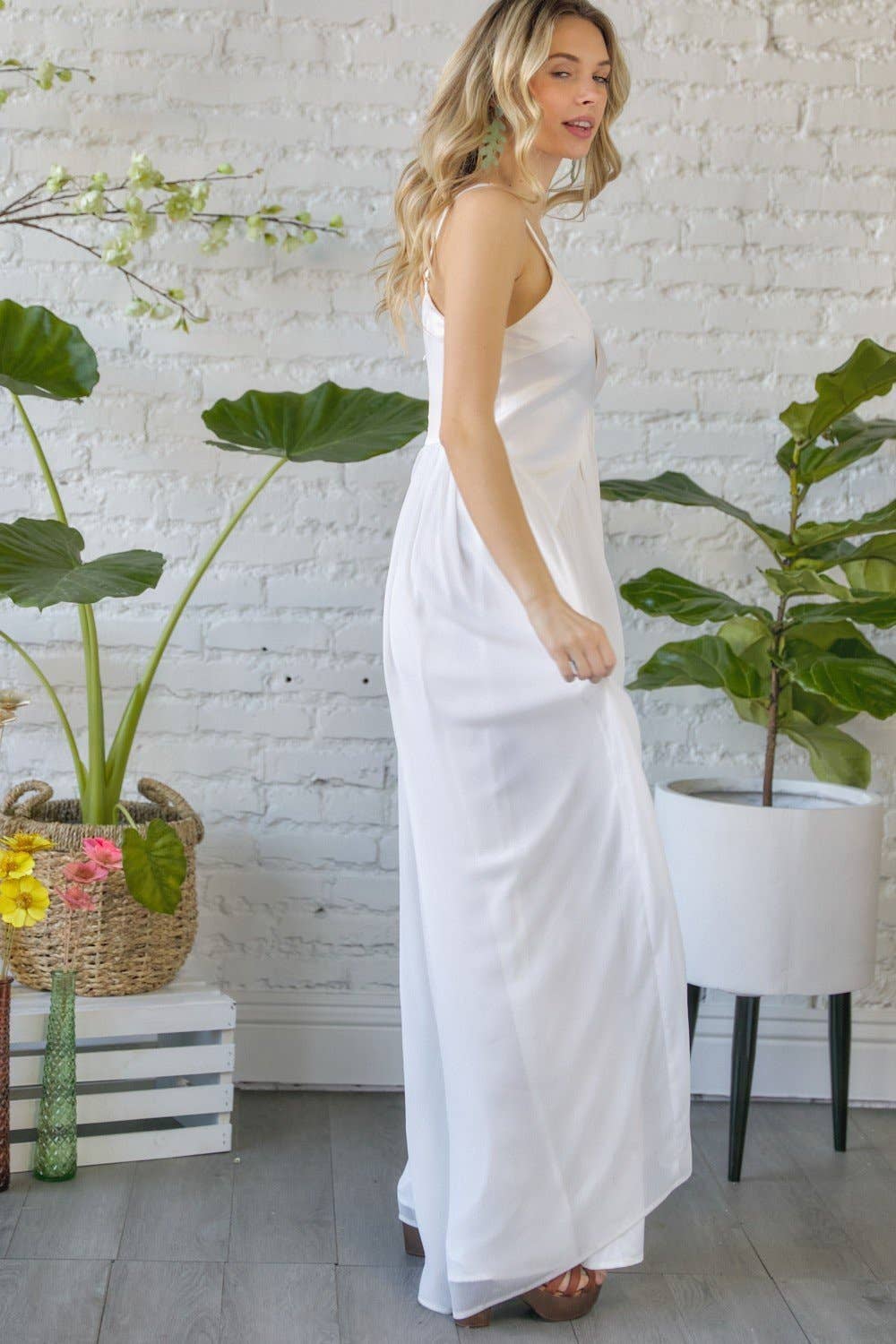 Hers & Mine - Vendita all'ingrosso Tuta intera - Donna - IN RASO A CONTRASTO CON LA TUA TUTA IN CHIFFON4