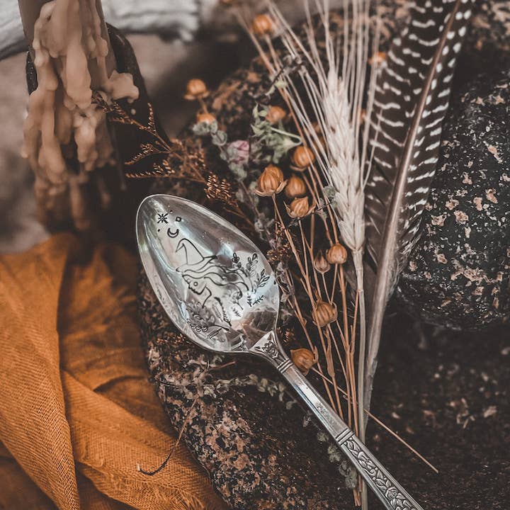 Cuillère de cuisine Witch Lady Holiday pour la vente par Sweet Thyme Design