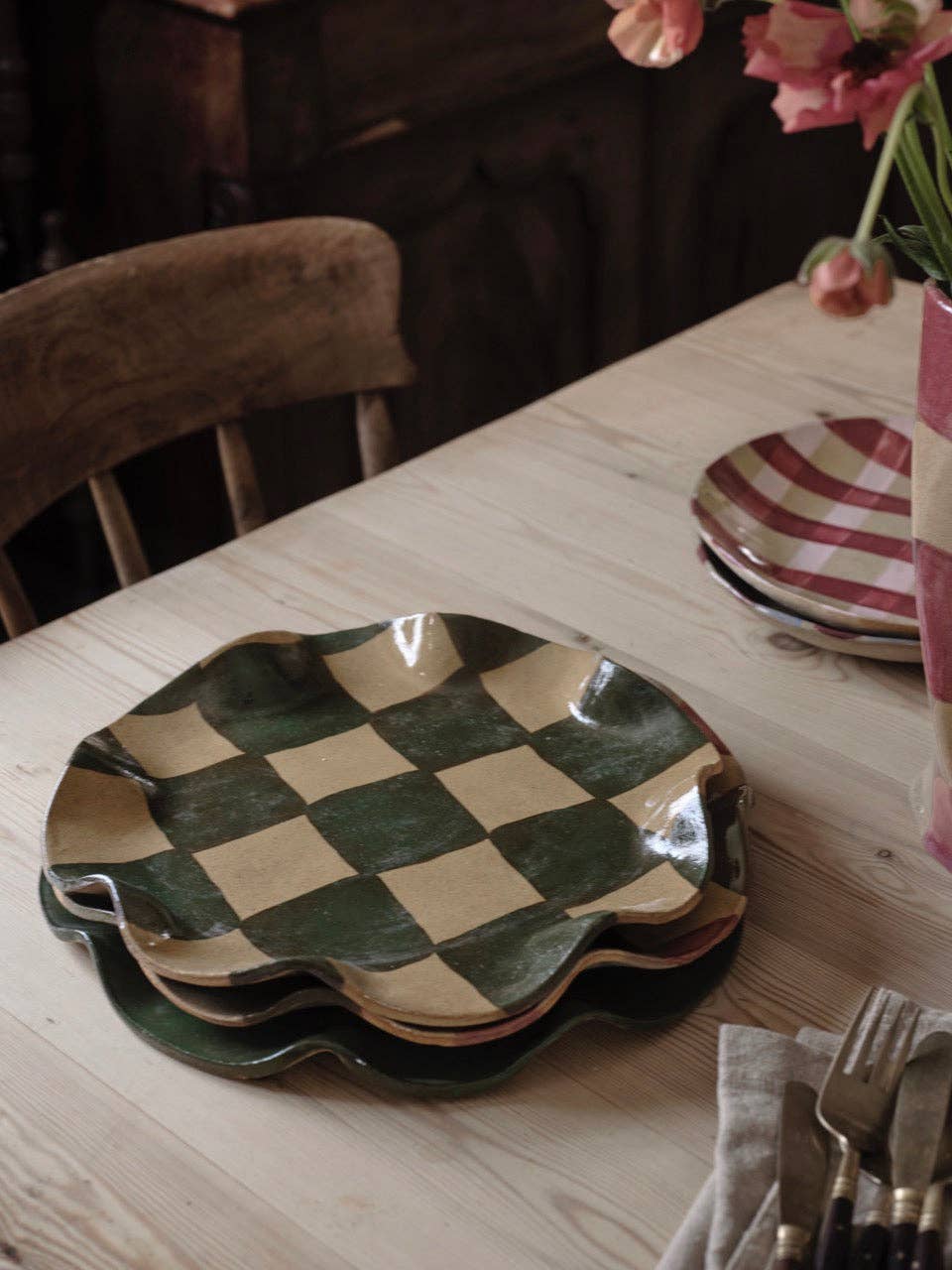 Rosie Gore - Wholesale Platter - Green Wavy Check Serving Platter