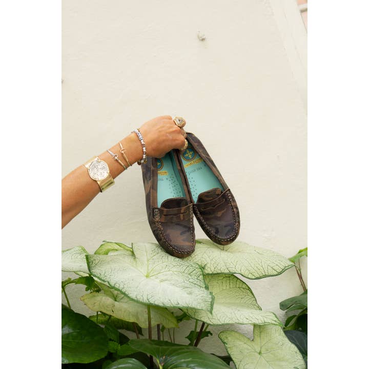 Charleston Shoe Co. - Wholesale Loafers - Women's - Daydream Core -Suede Driving Moccasin Loafer 12