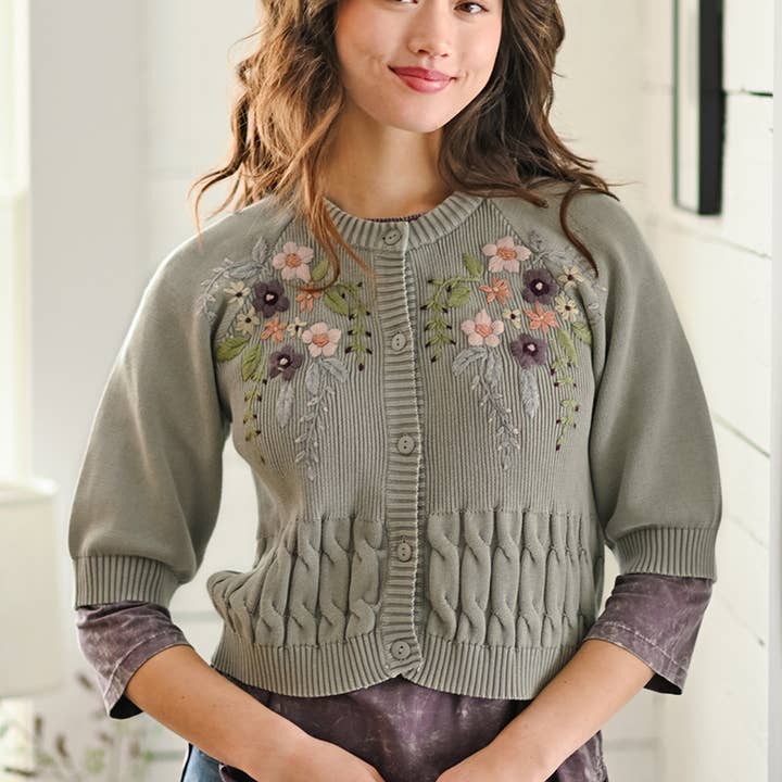 Charlotte-Pullover für den Großhandel von April Cornell Apparel