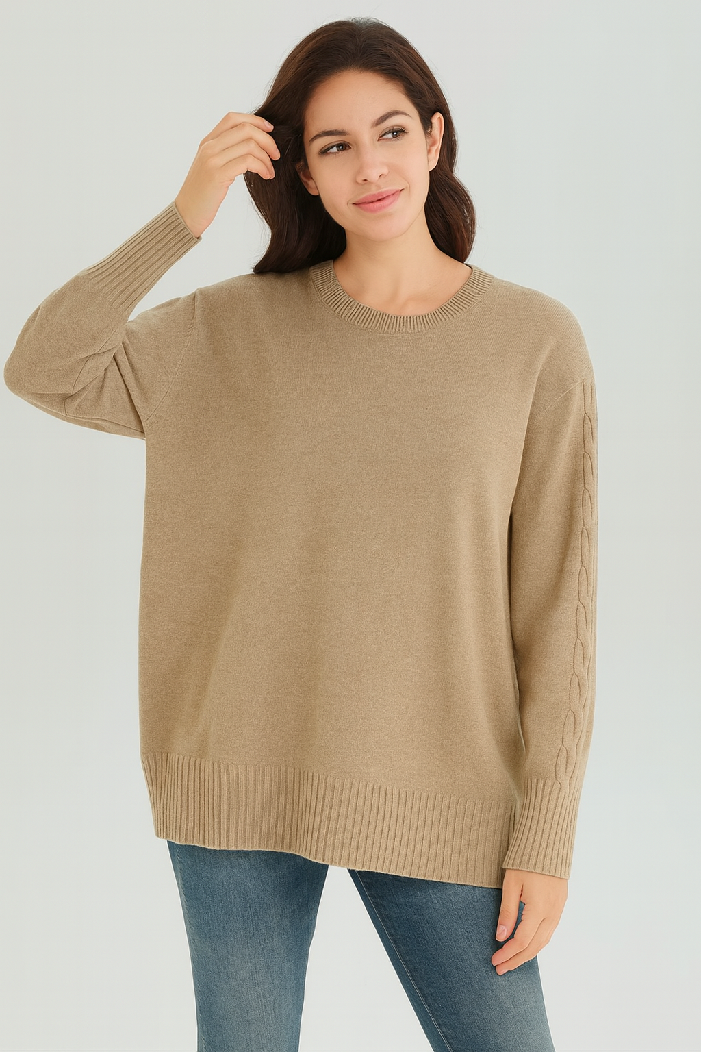 Lucy Sparks - Vente Pull en maille – femme - PULL EN MAILLE DOUCE À COUPE AMPLE AVEC DÉTAILS EN MAILLE CÂBLÉE3