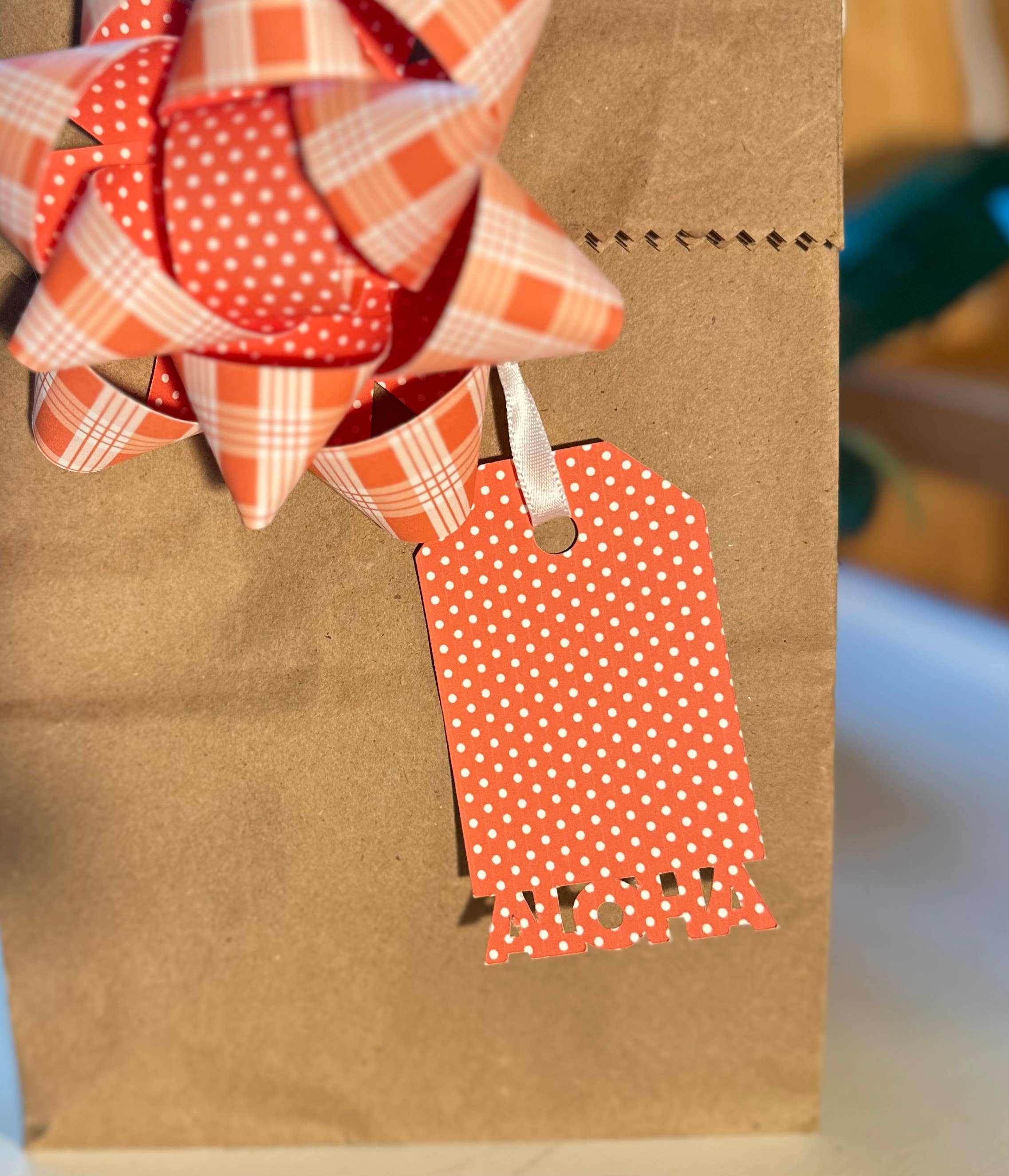 Handmade Aloha Kauai - Wholesale Gift Tag - Handmade Paper Gift Tags - Aloha Set of 67